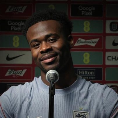 Saka afirma estar pronto para entrar em campo na estreia da Copa do Mundo