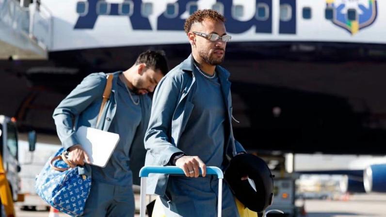 Exames apontam boa evolução de Neymar, retorno aos treinos é adiado