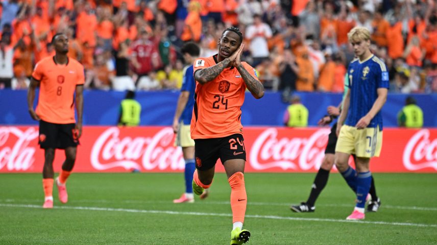 Holanda goleia a Suécia com Memphis e pode ser adversário do Brasil