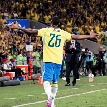Como surgiu a música cantada no Maracanã para Rayan