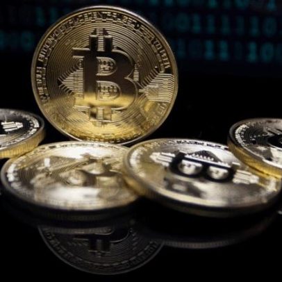 Bitcoin supera US$ 66,5 mil enquanto mercado aguarda decisão do Fed