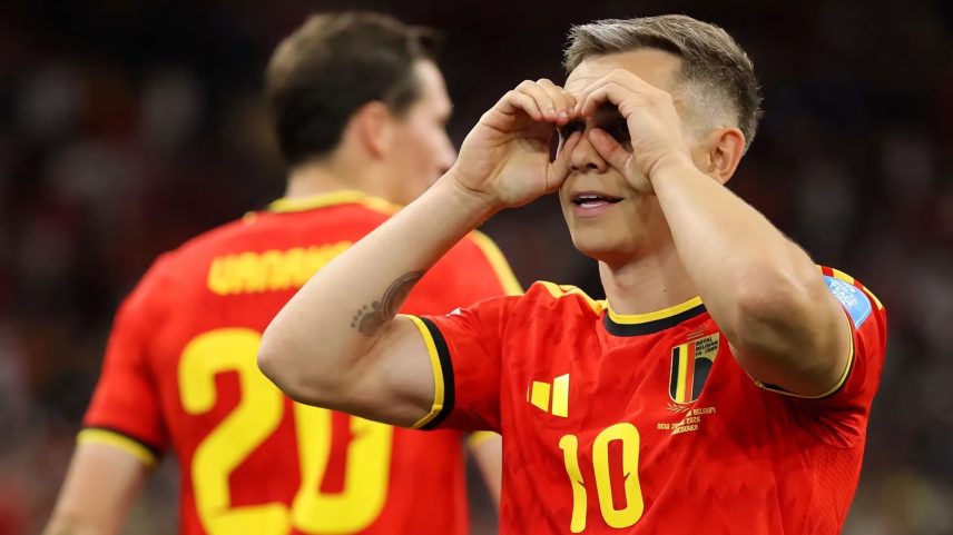 Bélgica desencanta, goleia a Nova Zelândia e avança na Copa