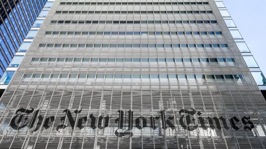 Jornalista do The New York Times teve seu visto revogada depois que um evento do jornal teve a presença do líder de Taiwan, Lai Ching-te; na imagem, sede do The New York Times