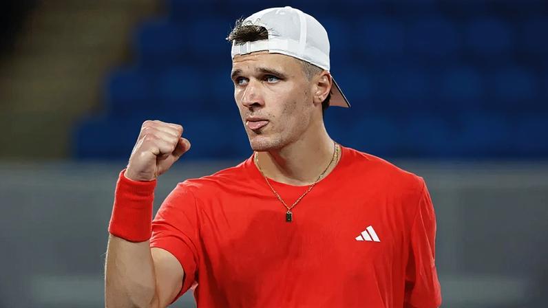 Reprodução/Australian Open Jakub Mensik aparece na 48ª colocação do ranking mundial da ATP