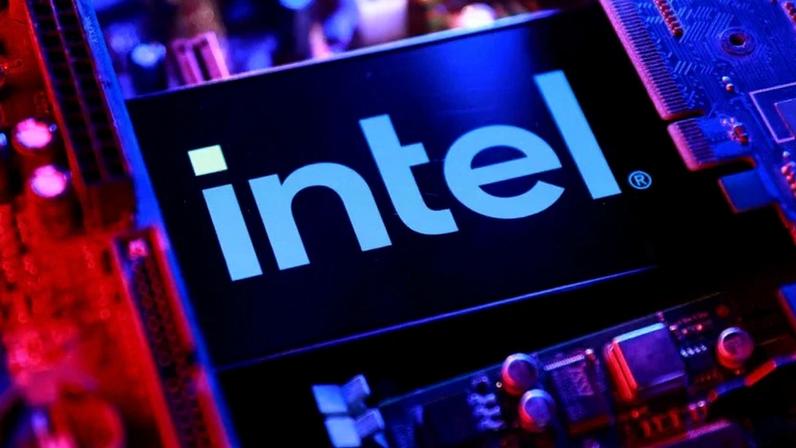 Governo Trump busca fortalecer a Intel com novos negócios e apoio estratégico