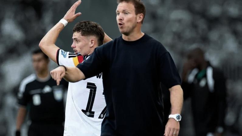 Técnico da Alemanha, Julian Nagelsmann, durante partida contra a Costa do Marfim pela Copa do Mundo de 2026