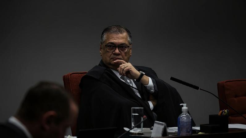 O ministro Flávio Dino, do STF, manteve remoção de vídeo com palavrões de vereador do Amazonas