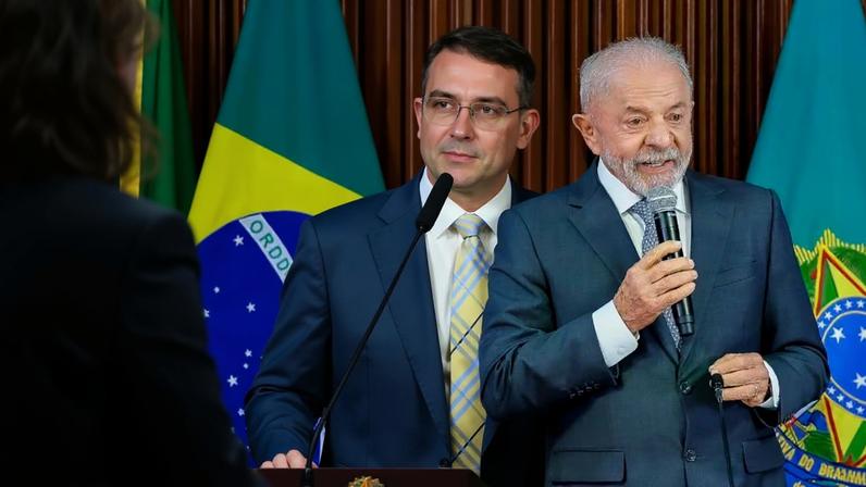 Aprovação do governo Lula chega a 62% no estado; Flávio aparece como o mais rejeitado (54%)
