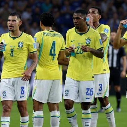 Pausa para hidratação na Copa divide opiniões entre atletas e ritmo do jogo