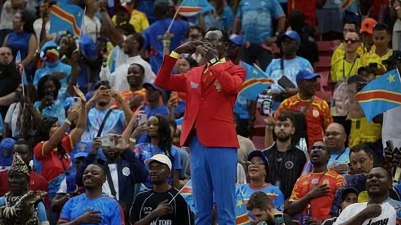 O torcedor da República Democrática do Congo Michel Nkuka Mboladinga 23 de junho de 2026 REUTERS/Eloisa Sanchez