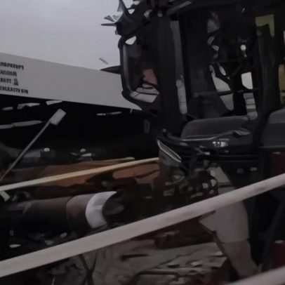 Quatro pessoas ficam feridas após ônibus bater em poste na zona sul de SP