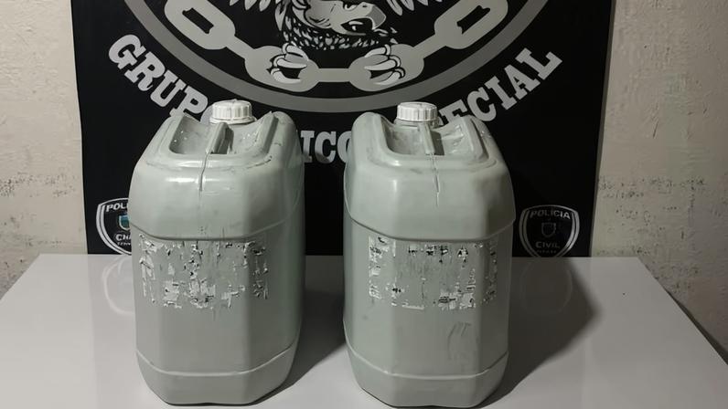 Polícia Civil apreende 40 litros de “loló” e prende mulher no Agreste da Paraíba