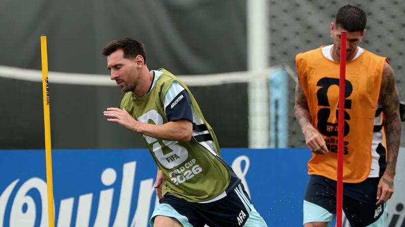Messi corre atrás de se isolar na artilharia histórica das Copas.