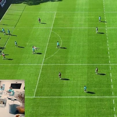 Promessa da base do Palmeiras faz golaço de bicicleta em treino