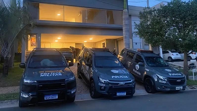 Operação do Ministério Público de São Paulo prende nesta 3ª feira (9.jun.2026) ex-estagiário do MP de SP, chefe de investigadores e ex-policial civil suspeitos de serem infiltrados do PCC