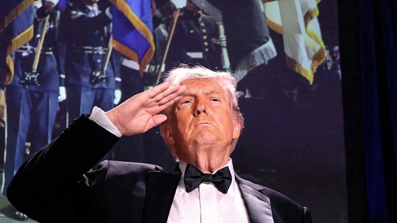 Cole Allen, acusado de tentar assassinar Trump, se declarou inocente e é investigado