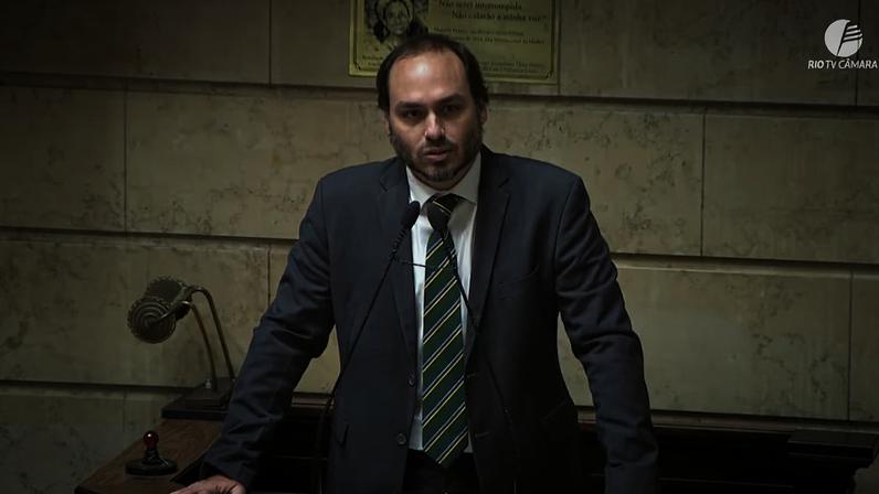 Carlos Bolsonaro foi vereador do Rio de Janeiro de 2001 a 2025