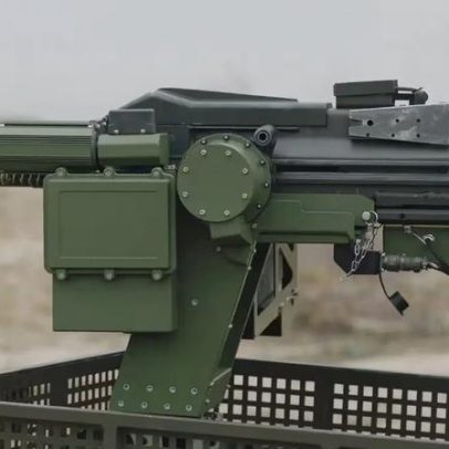 Ucrânia equipa robôs com armamentos e cria pequenos tanques contra russos