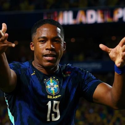 Endrick estreia na Copa: gol anulado amplia euforia da torcida