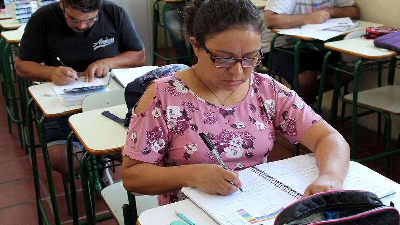 População com 60 anos ou mais era mais da metade (58%) do total de analfabetos em 2025 - Foto: Silvio Turra/SEED Paraná