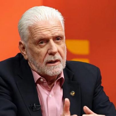 Jaques Wagner deixa Palácio da Alvorada após reunião com Lula
