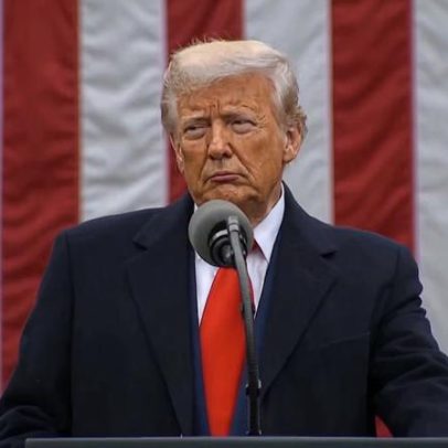 Trump recua e afirma que Irã aceitou negociação