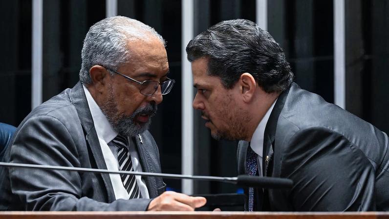 Senador Paulo Paim (PT-RS) articulou reunião com Davi Alcolumbre