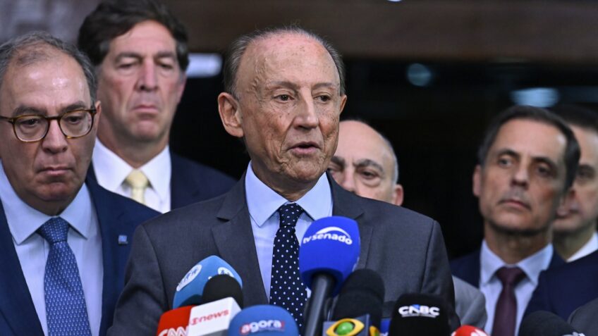Fiesp critica tarifa zero para importação de veículos elétricos