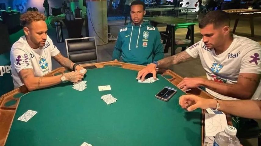 Jogadores se dividem entre o carteado e o tênis de mesa (@vinijr / TikTok/Reprodução)