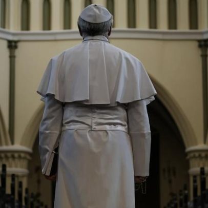 Primeiras 5.000 garrafas produzidas no vinhedo do Papa