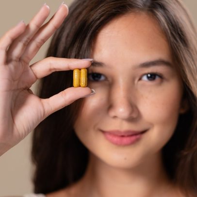 Tomar vitaminas em jejum pode levar à eliminação de nutrientes pela urina