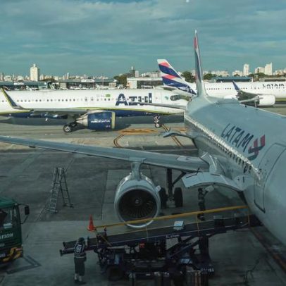 Mulher morre ao cair de escada de avião durante desembarque em Congonhas