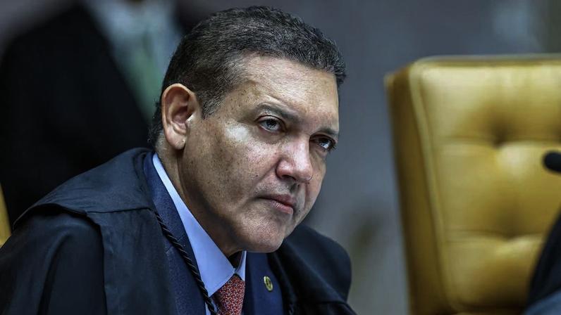 Opinião | Censura em pesquisa: Diga-me o que quer proibir que te digo suas preferências políticas