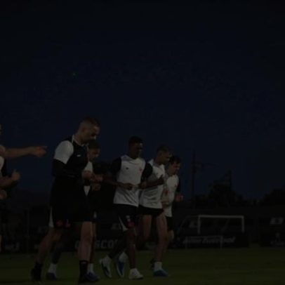 Vasco faz treino intenso no CT Moacyr Barbosa