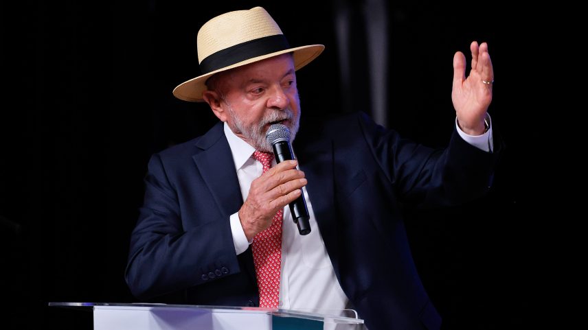 Ao anunciar obras no Rio, Lula fez alerta eleitoral e pediu cautela aos eleitores