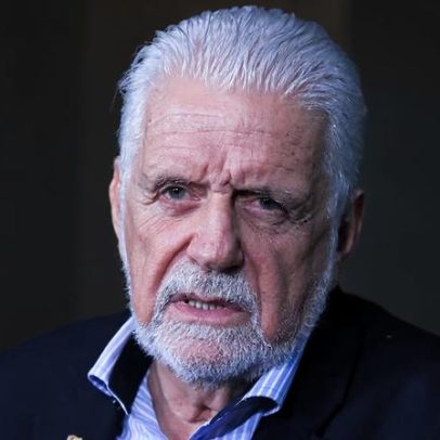 Saída de Jaques Wagner do governo divide oposição entre ataques e cautela