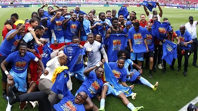 Jogadores da RD do Congo celebrando classificação para a Copa do Mundo de 2026