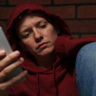 Jovens recorrem a chatbots de IA para apoio emocional, dizem pesquisadores