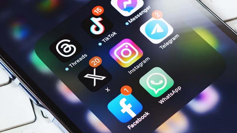 O Canadá está se unindo a um esforço global crescente para reforçar as medidas de segurança nas redes sociais. Foto: Victor Okhrimets/Adobe Stock