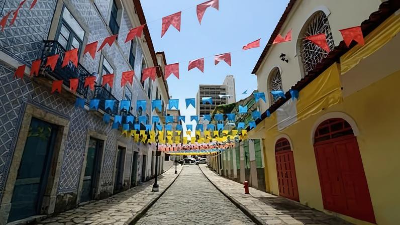 Brasileiros planejam viagens para viver celebração tradicional do país