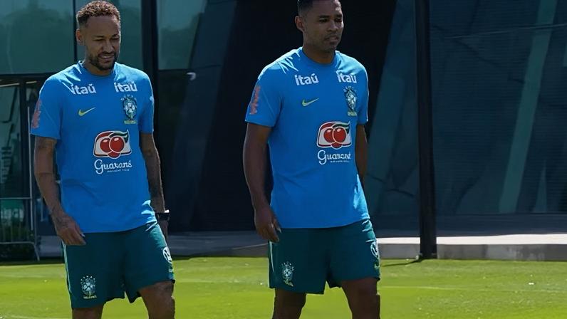 Depois da vitória por 3 a 0 sobre a seleção do Haiti, a seleção brasileira se prepara para enfrentar os escoceses, derrotados pela seleção do Marrocos; na imagem, os atacantes Neymar e Rodrygo