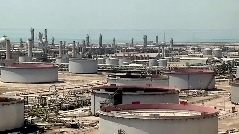 Queda de helicóptero na Arábia Saudita deixa 14 mortos