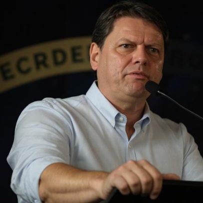 Chapa de Tarcísio deve ser alterada após condenação de Eduardo pelo STF