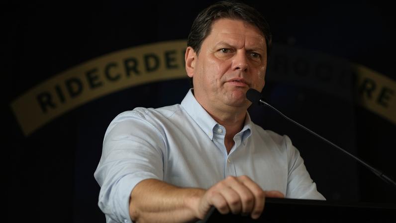 O ex-deputado federal Eduardo Bolsonaro (PL) e o governador de São Paulo, Tarcísio de Freitas (Republicanos)