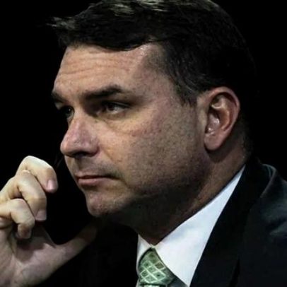 Vídeo de Michelle expõe disputa familiar no clã Bolsonaro, diz especialista
