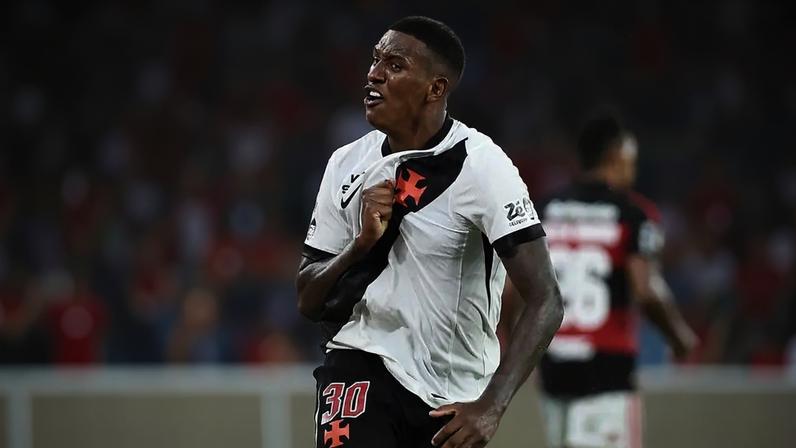 Robert Renan comemora gol pelo Vasco contra o Flamengo (Foto: Alexandre Durão/Zimel Press/Folhapress)