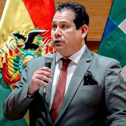 Bolívia autoriza uso de tropas para desbloquear vias