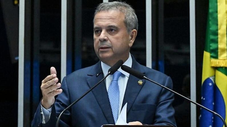 A PEC do Trabalho Flexível, apresentada pelo senador Rogério Marinho (na foto), cria um modelo alternativo de contratação baseado nas horas efetivamente trabalhadas