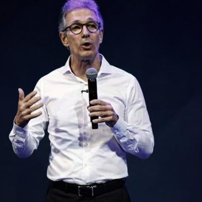 Zema defende trabalho por hora e critica a CLT