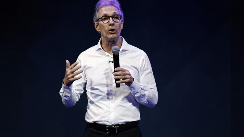 Zema defende trabalho por hora e critica a CLT